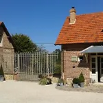 Le Clocher Du May * Saint-Germer-de-Fly