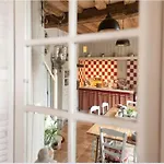 Le Clocher Du May Couette-café *