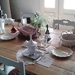 Couette-café Le Clocher Du May Saint-Germer-de-Fly