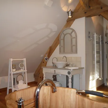 Le Clocher Du May Bed & Breakfast *