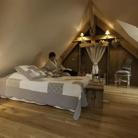 Bed & Breakfast Le Clocher Du May