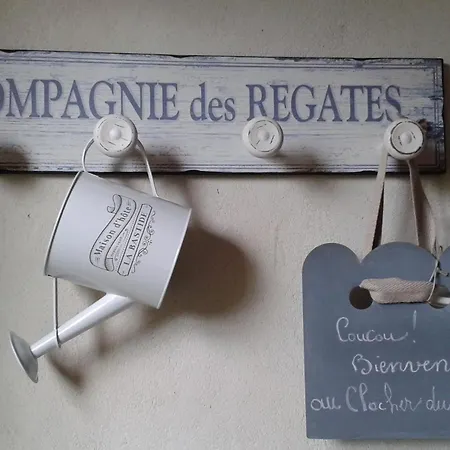Le Clocher Du May Saint-Germer-de-Fly