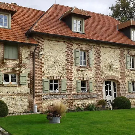 Couette-café Le Clocher Du May *