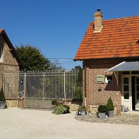 Le Clocher Du May * Saint-Germer-de-Fly