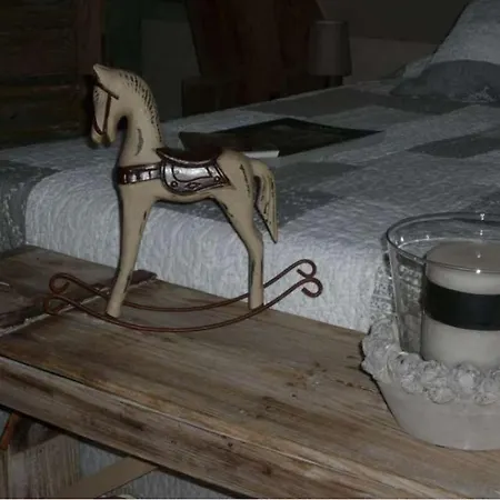 Bed & Breakfast Le Clocher Du May *