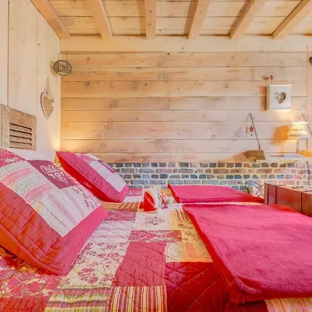 Bed & Breakfast Le Clocher Du May *