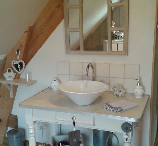 Le Clocher Du May Bed & Breakfast